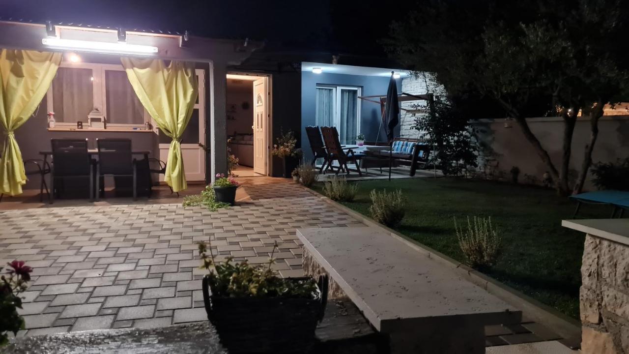 A24-House Villa Medulin Eksteriør billede